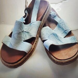 NWOB - BORN Carah Light Blue Suede Slingback Sandals